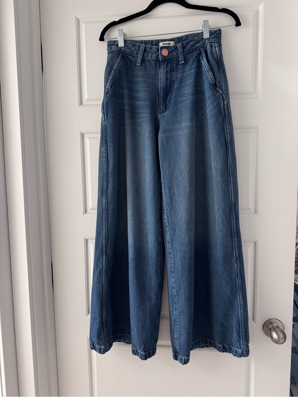 Wrangler Wide Leg Jeans - Picture 3 of 5